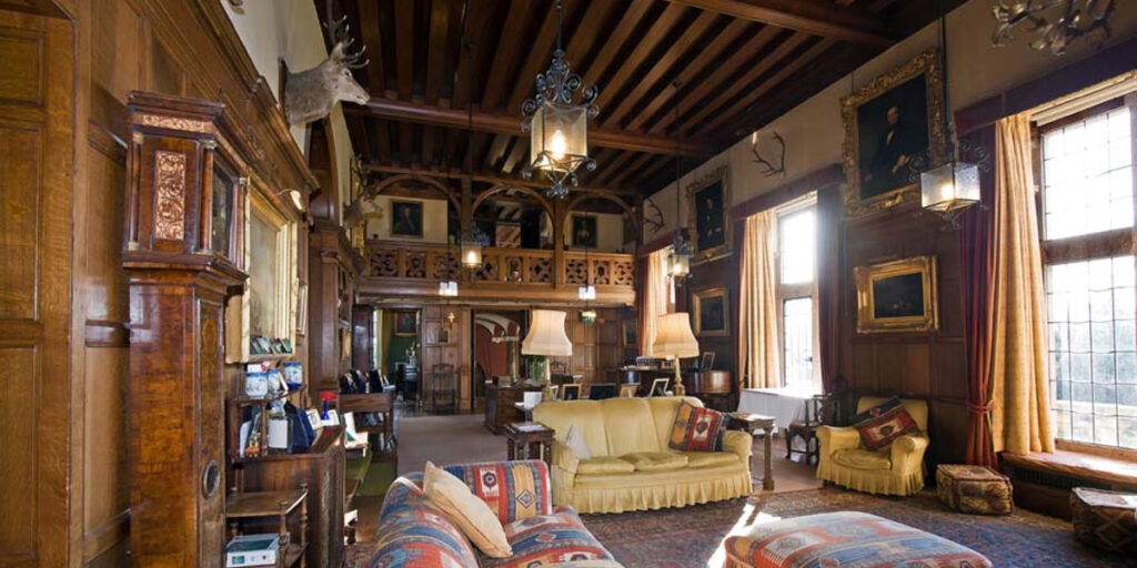 Kincardine Castle sitting room